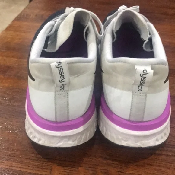 Nike shoes size 10.5 - Picture 4 of 4